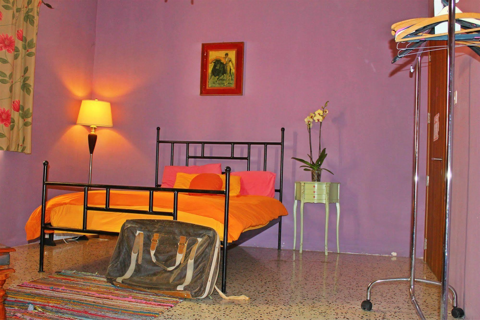 Boho Hostel San Ġiljan Buitenkant foto